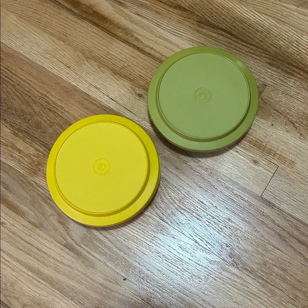 Tupperware - Picture 2 of 3